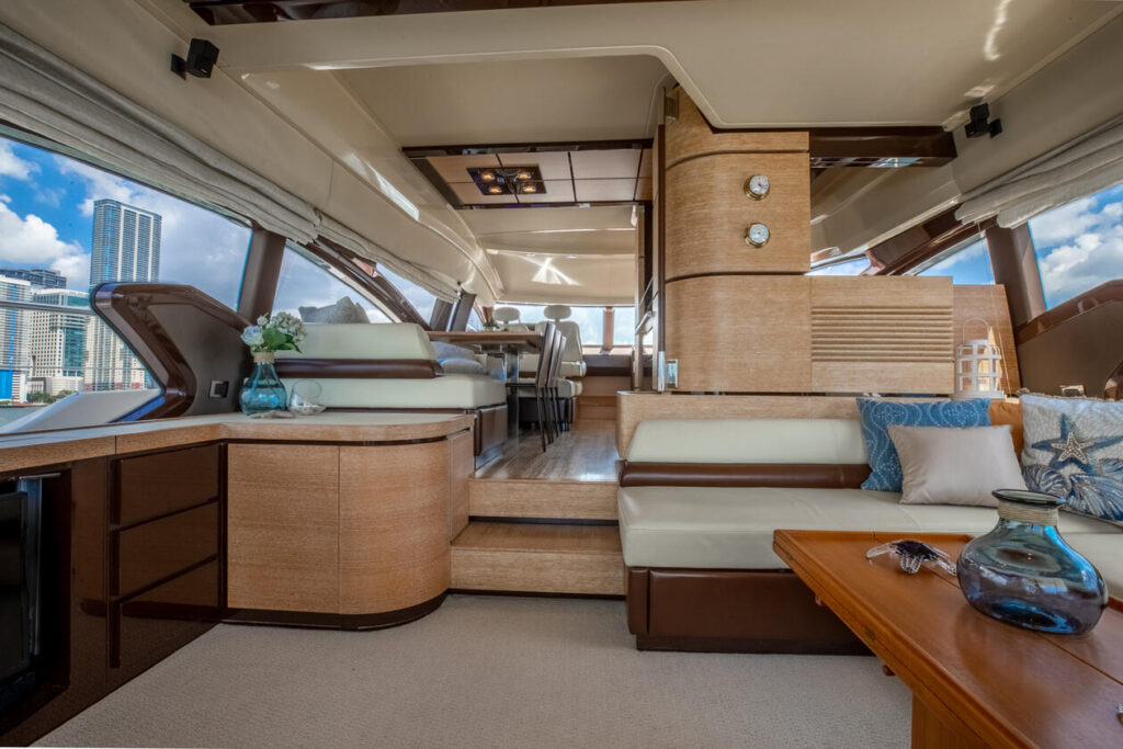 %MAlquiler de yates en Miami%