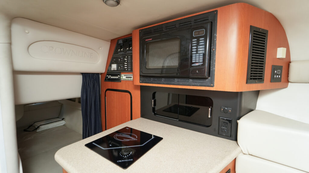 33ft Crownline “Estelita” Yacht Charter from Aquasol on Indian Creek, Miami Beach 1 %Miami Yacht Rentals%