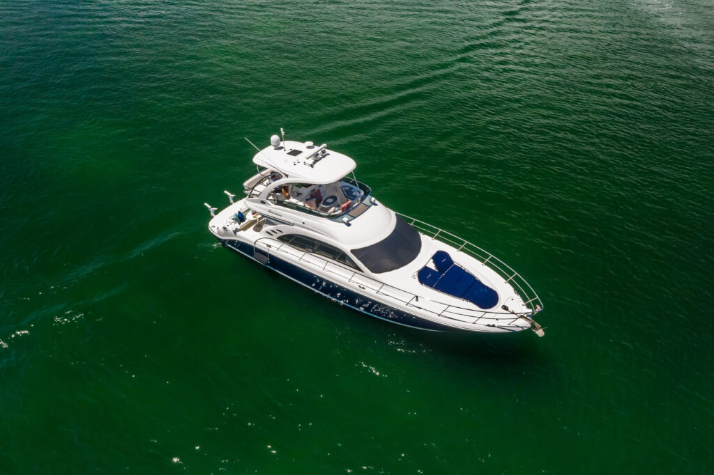 55ft Sea Ray “Serenity” Yacht Charter Miami | Lujo Relajado 🕊️ 7 %MAlquiler de yates en Miami%