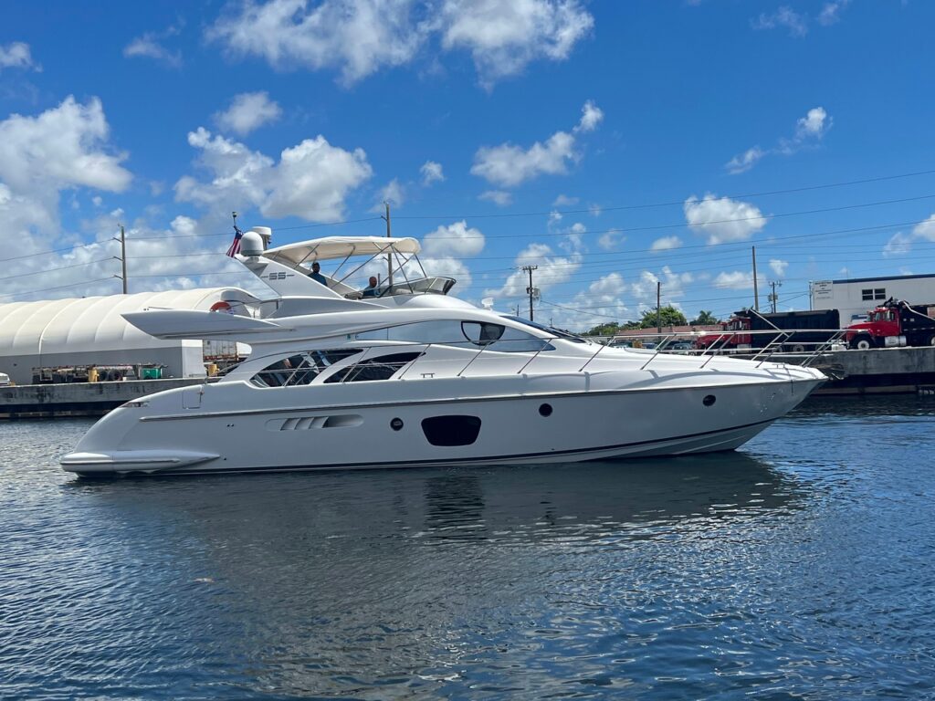 %MAlquiler de yates en Miami%