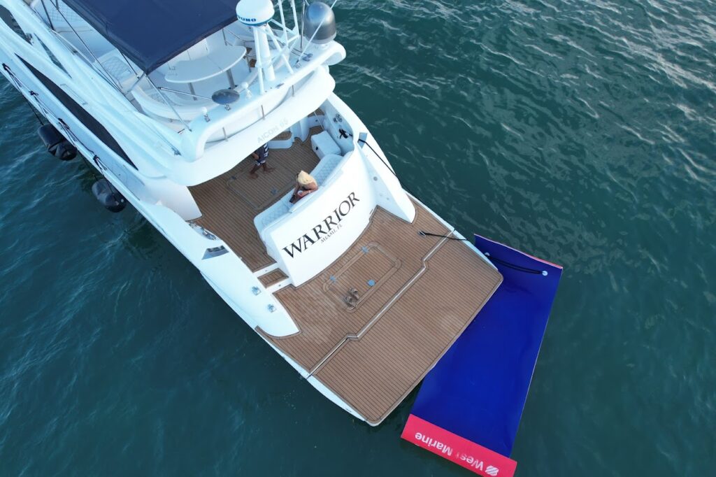55ft Warrior Yacht Charter | 79th St Miami 🌊 2 %MAlquiler de yates en Miami%