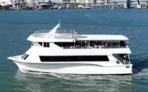 ⛵ Island Time — Mini Cruise • Yacht Venue for Large Events (Miami) 11 %Miami Yacht Rentals%