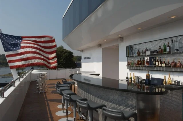 ⛴️ SeaFair — Mini Cruise • Yacht Venue for Large Events | Miami 2 %Miami Yacht Rentals%