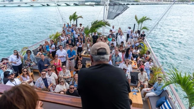 ✨The Vessel — Two-Level Floating Platform • Venue for Large Parties🔥 (Miami) 4 %Miami Yacht Rentals%