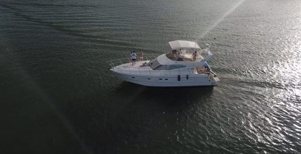 %MAlquiler de yates en Miami%