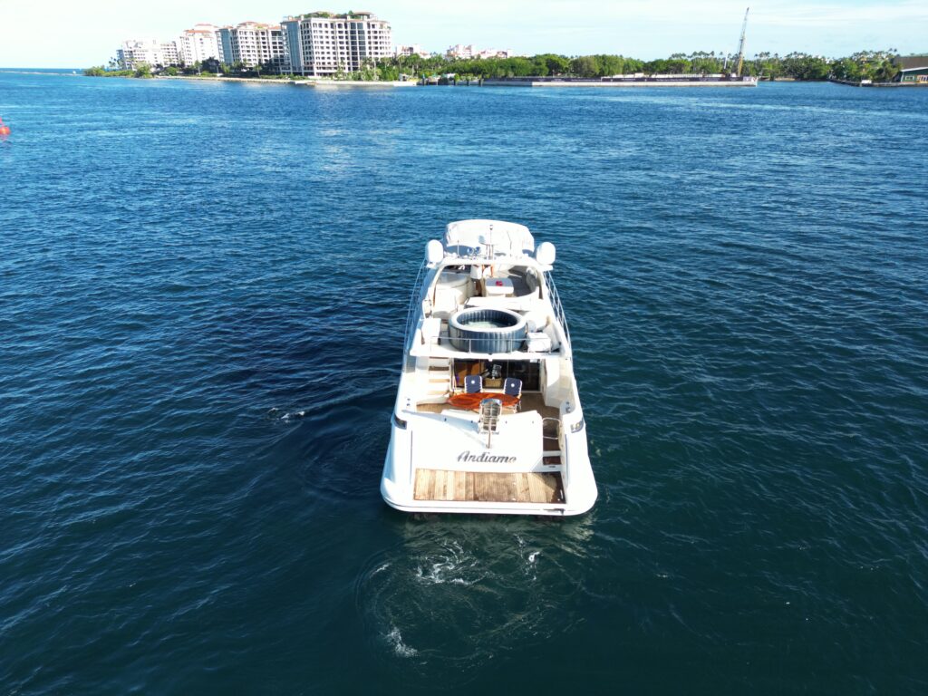 %MAlquiler de yates en Miami%