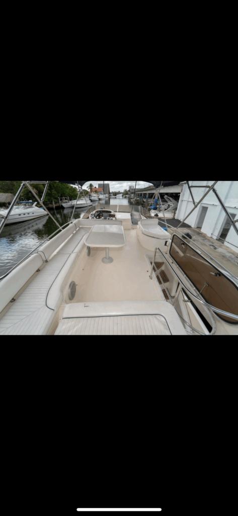 %MAlquiler de yates en Miami%