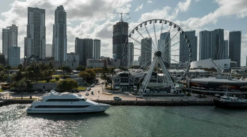 %MAlquiler de yates en Miami%