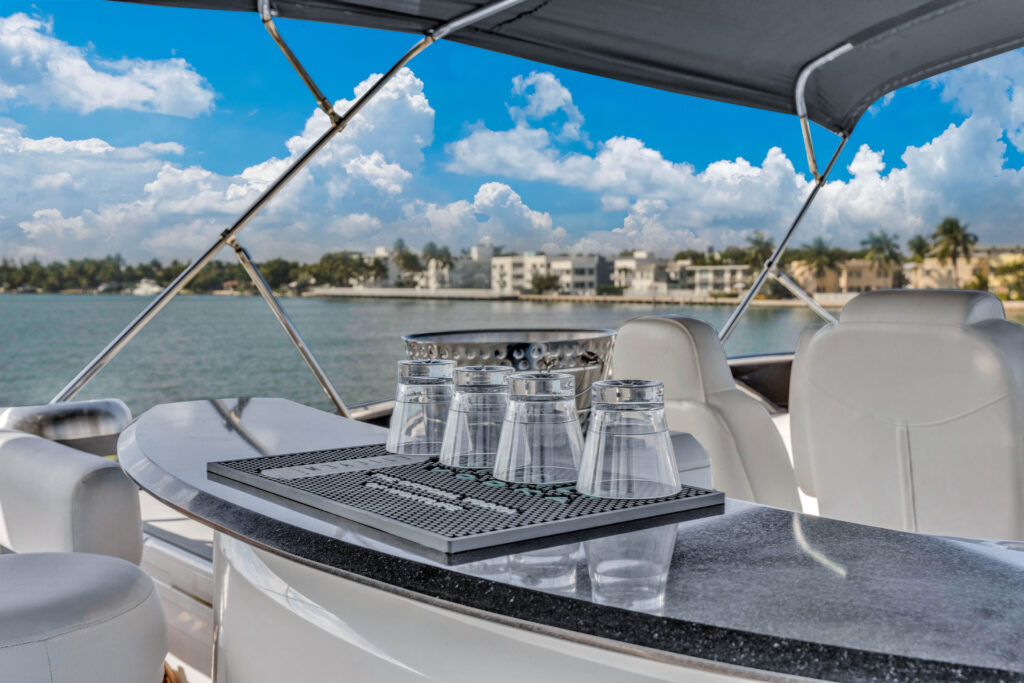 %Miami Yacht Rentals%