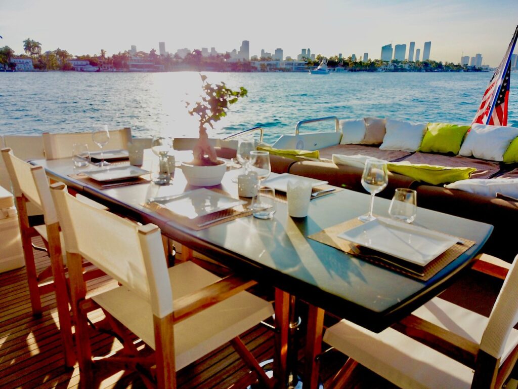 80ft Azimut "Regal Yachting" – Luxury Yacht Charter Experience | Miami Beach Marina 15 %Miami Yacht Rentals%