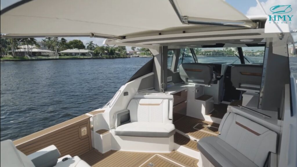43ft LE Yate Charter | Haulover Miami Alquiler Privado 🌊 5 %MAlquiler de yates en Miami%