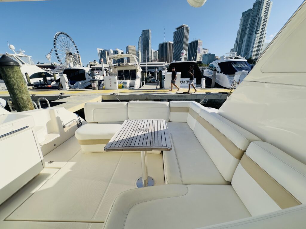 50ft Sea Ray Mega Yacht Charter Miami | FL Miami Boat Rental LLC 🌴 4 %MAlquiler de yates en Miami%