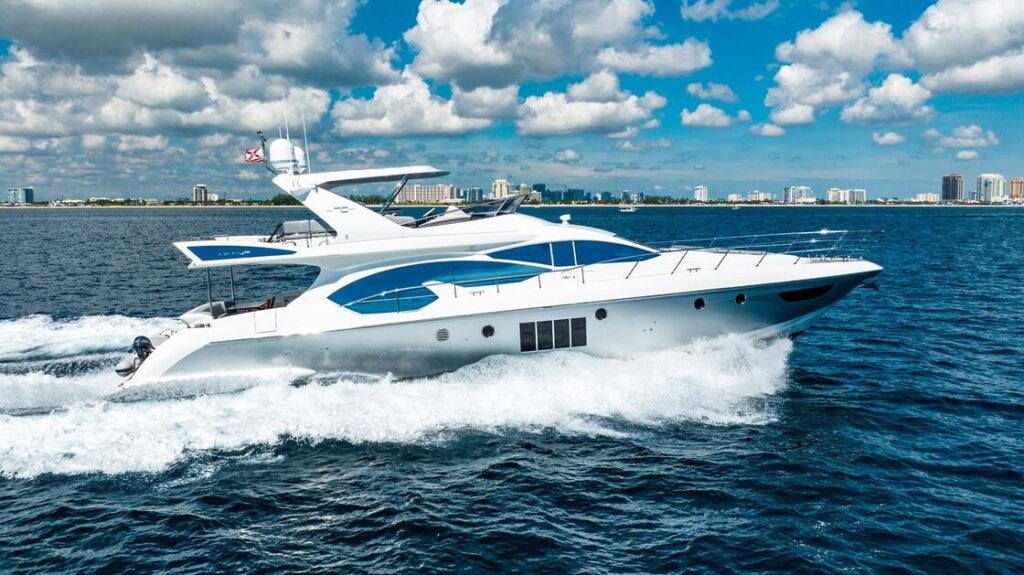 70ft Azimut “Le Grand Bleu” Alquiler de Yates de Lujo | Miami Beach Marina 💎 6 %MAlquiler de yates en Miami%