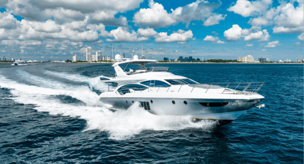 70ft Azimut “Le Grand Bleu” Alquiler de Yates de Lujo | Miami Beach Marina 💎 2 %MAlquiler de yates en Miami%