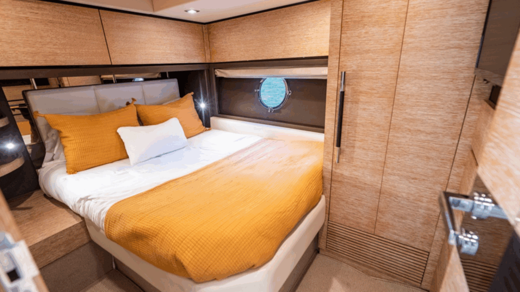 70ft Azimut “Le Grand Bleu” Alquiler de Yates de Lujo | Miami Beach Marina 💎 5 %MAlquiler de yates en Miami%