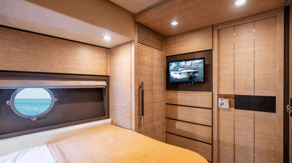 70ft Azimut “Le Grand Bleu” Alquiler de Yates de Lujo | Miami Beach Marina 💎 6 %MAlquiler de yates en Miami%