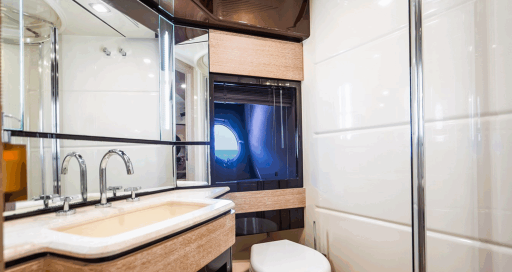 70ft Azimut “Le Grand Bleu” Alquiler de Yates de Lujo | Miami Beach Marina 💎 11 %MAlquiler de yates en Miami%