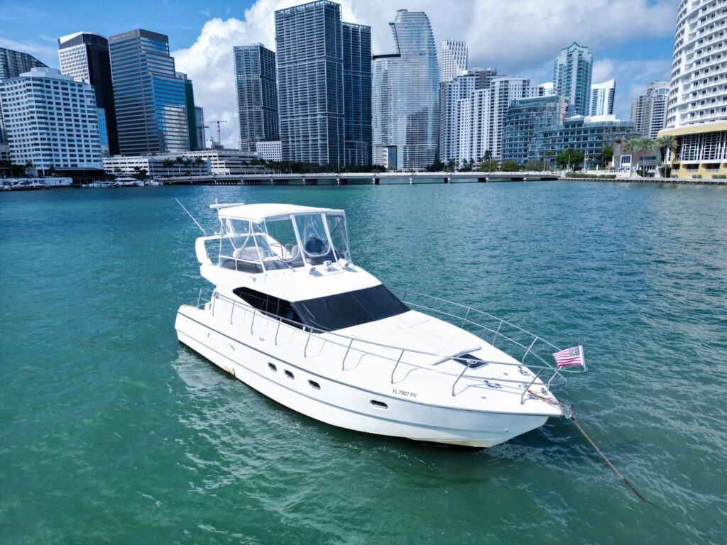 %MAlquiler de yates en Miami%