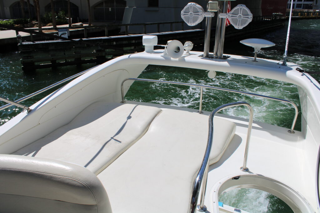 45ft Azimut “Nirvana” Alquiler de Yates | Chamonix Marina Miami 🌴 10 %MAlquiler de yates en Miami%