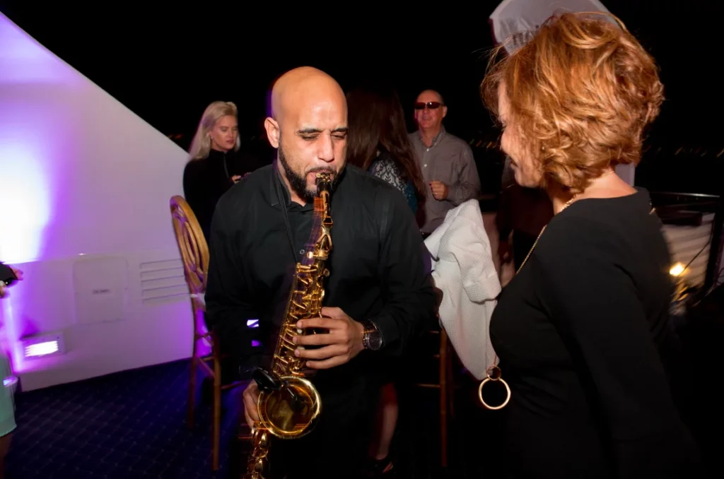 The Lady Bis Lugar exclusivo en yate para grandes celebraciones - Miami 🌊 7 %MAlquiler de yates en Miami%