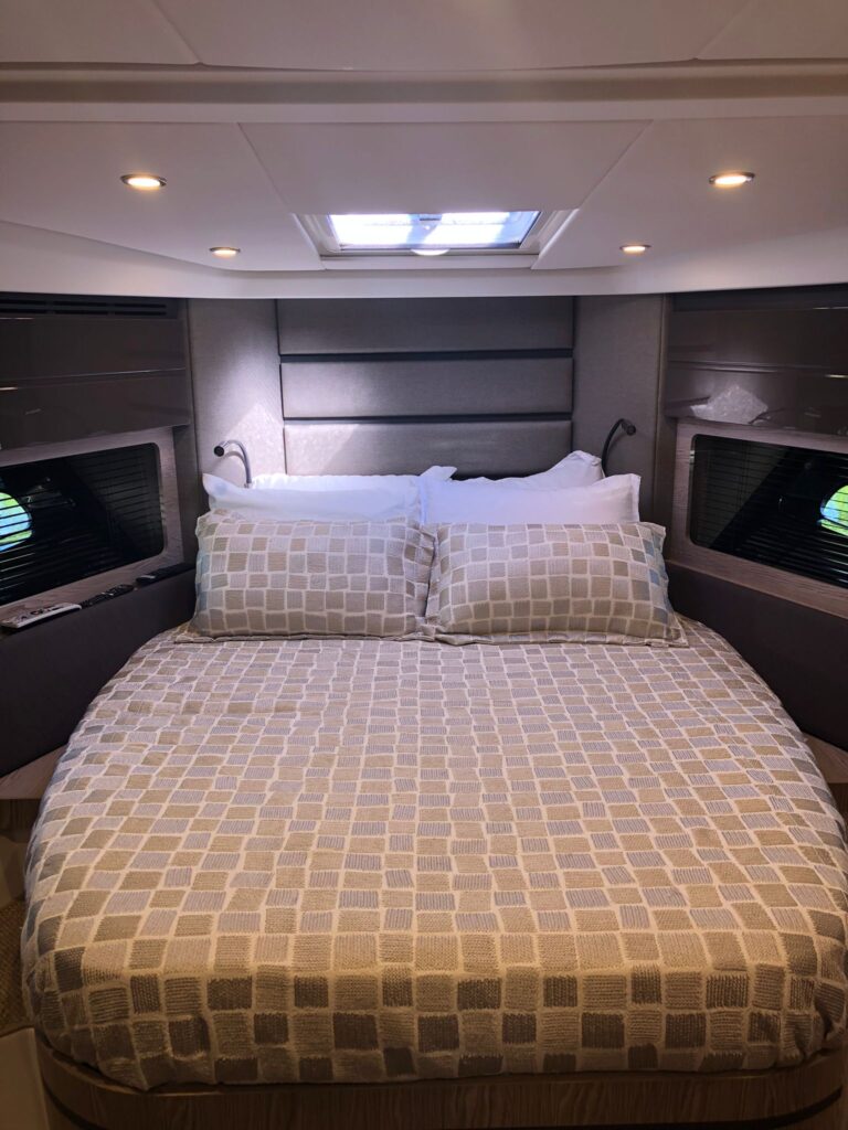 45ft Azimut “Elevate” Yacht Charter Miami | Alquiler de lujo moderno 💎 10 %MAlquiler de yates en Miami%