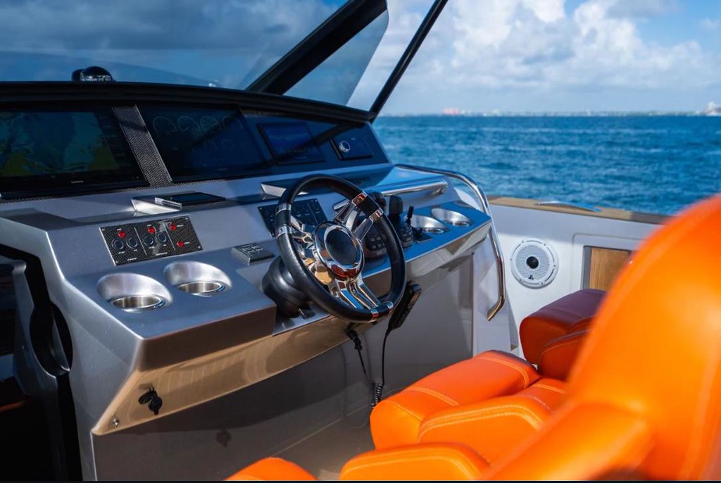 %MAlquiler de yates en Miami%