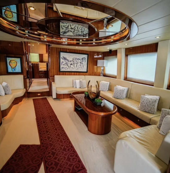 80ft Horizon Yacht Charter Panama 🌊 | Eventos de lujo para grupos 13 Reserve un alquiler de yates de lujo en Panamá con Feeling Yachty - charters privados, catamaranes y excursiones por las islas de San Blas y la Bahía de Panamá. Todo incluido, precios transparentes.