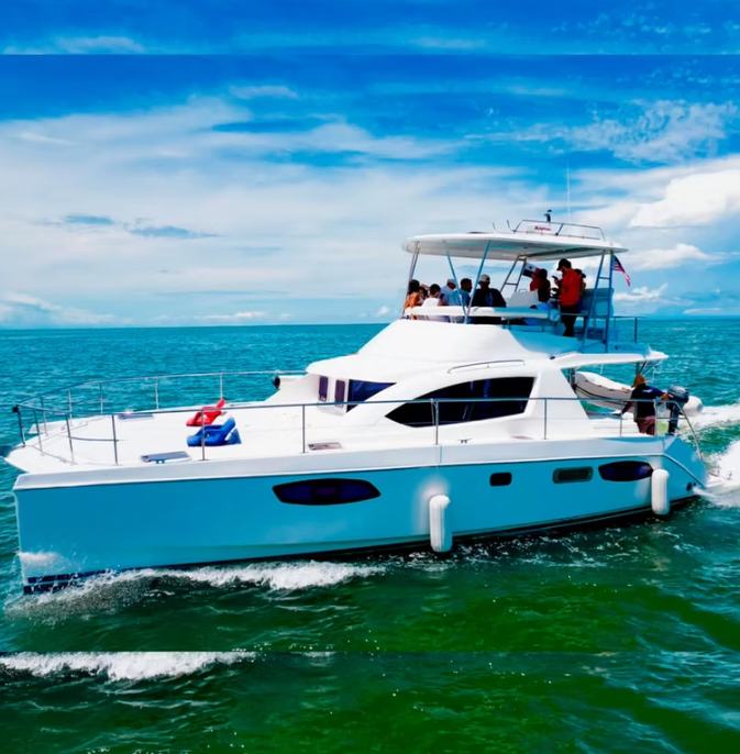 Book a luxury yacht rental in Panama with Feeling Yachty — private charters, catamarans, and island tours in the San Blas Islands and Panama Bay. All-inclusive, transparent pricing.