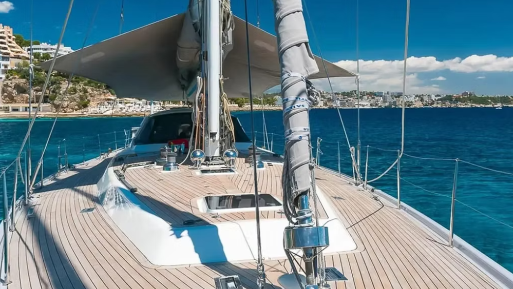 80ft Pendennis Ocean Phoenix Panama 🌅 | Premium Sailing Yacht 19 Reserve un alquiler de yates de lujo en Panamá con Feeling Yachty - charters privados, catamaranes y excursiones por las islas de San Blas y la Bahía de Panamá. Todo incluido, precios transparentes