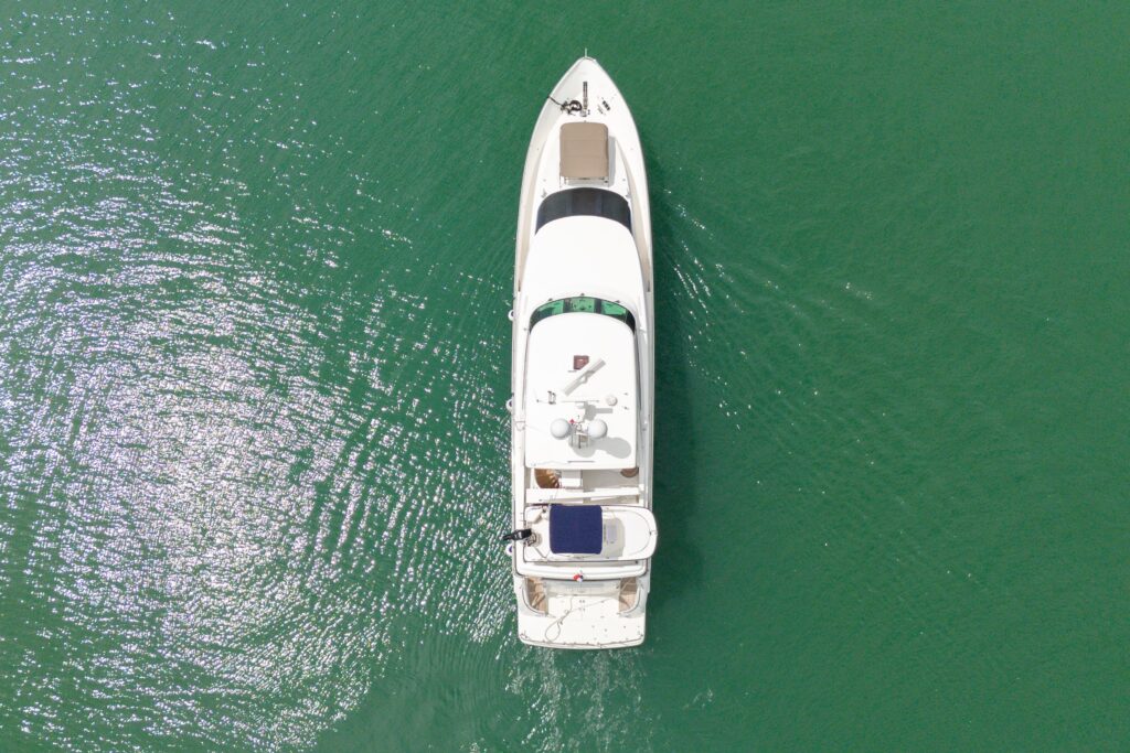 Reserve un alquiler de yates de lujo en Panamá con Feeling Yachty - charters privados, catamaranes y excursiones por las islas de San Blas y la Bahía de Panamá. Todo incluido, precios transparentes.