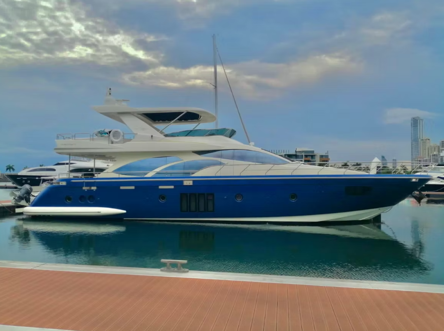 Reserve un alquiler de yates de lujo en Panamá con Feeling Yachty - charters privados, catamaranes y excursiones por las islas de San Blas y la Bahía de Panamá. Todo incluido, precios transparentes".