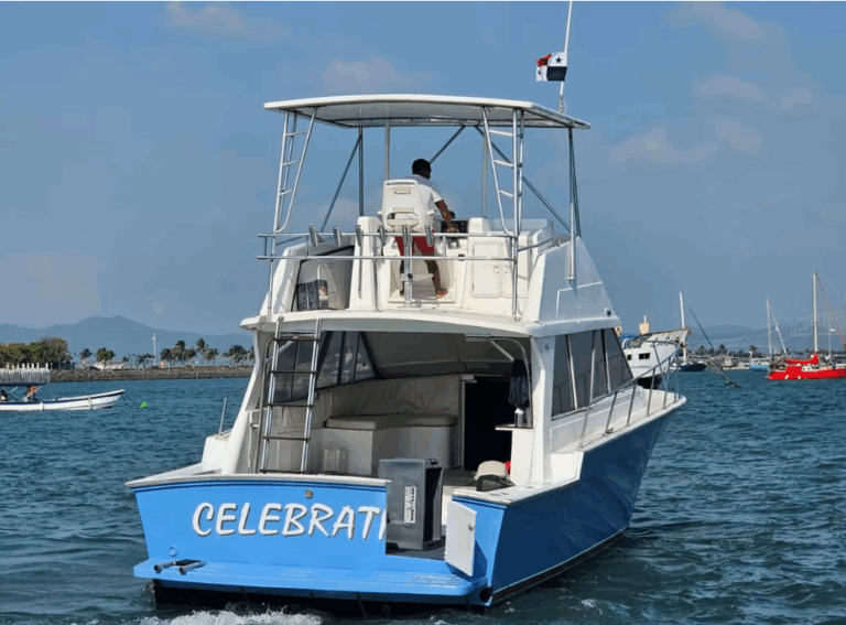 Book a luxury yacht rental in Panama with Feeling Yachty — private charters, catamarans, and island tours in the San Blas Islands and Panama Bay. All-inclusive, transparent pricing.