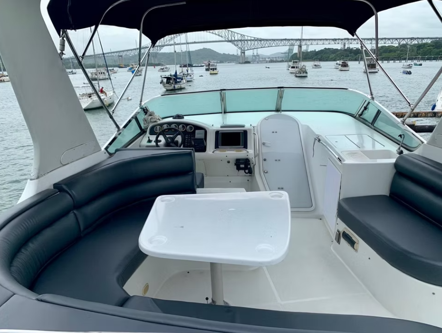 Reserve un alquiler de yates de lujo en Panamá con Feeling Yachty - charters privados, catamaranes y excursiones por las islas de San Blas y la Bahía de Panamá. Todo incluido, precios transparentes.