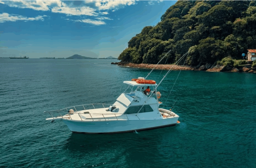 41ft Viking Yacht Rental Panama ⚓ | Sport & Leisure Charter 13 Reserve un alquiler de yates de lujo en Panamá con Feeling Yachty - charters privados, catamaranes y excursiones por las islas de San Blas y la Bahía de Panamá. Todo incluido, precios transparentes.