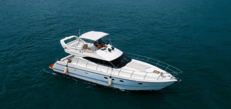 Book a luxury yacht rental in Panama with Feeling Yachty — private charters, catamarans, and island tours in the San Blas Islands and Panama Bay. All-inclusive, transparent pricing.