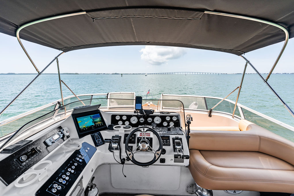 48ft Sea Ray Bridge Yacht Rental Miami 🌙 | 15 ppl | Commercial License 9 %Miami Yacht Rentals%