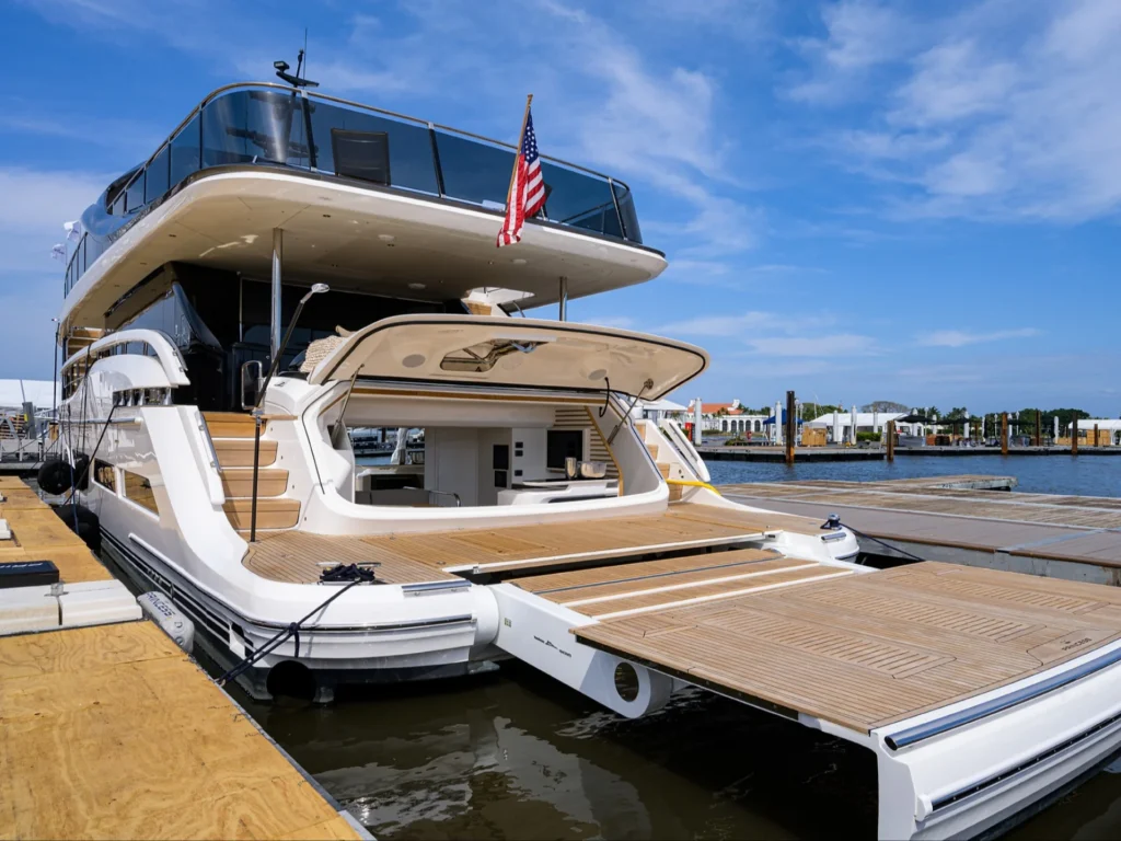 %MAlquiler de yates en Miami%