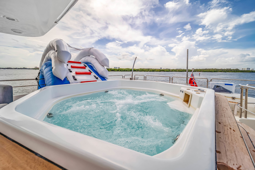 %Miami Yacht Rentals%