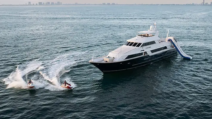 124ft Broward “Ocean Drive” Luxury Mega Yacht Charter | Miami Beach 🌊 10 %Miami Yacht Rentals%