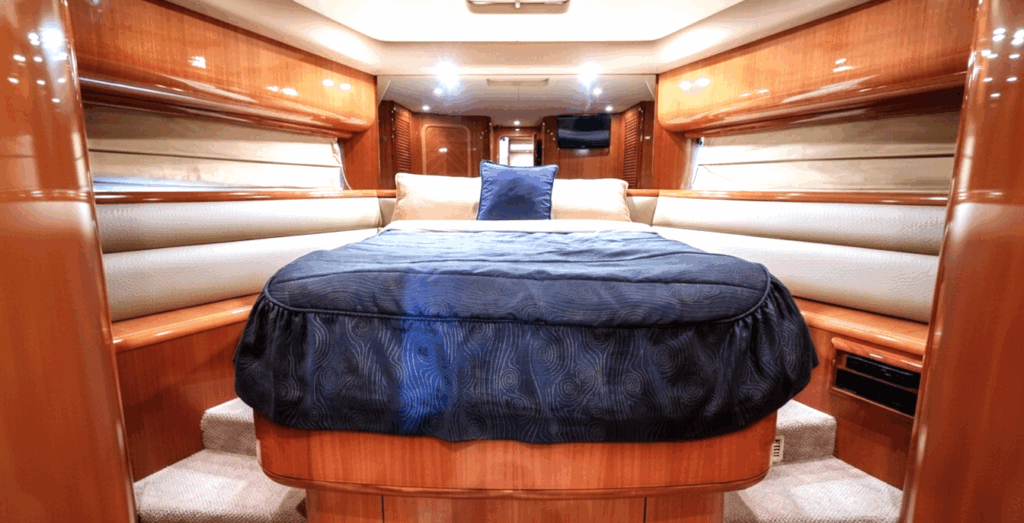 ✨80ft Uniesse Yacht Charter (Regal) - FREE HOUR 11 %Miami Yacht Rentals%
