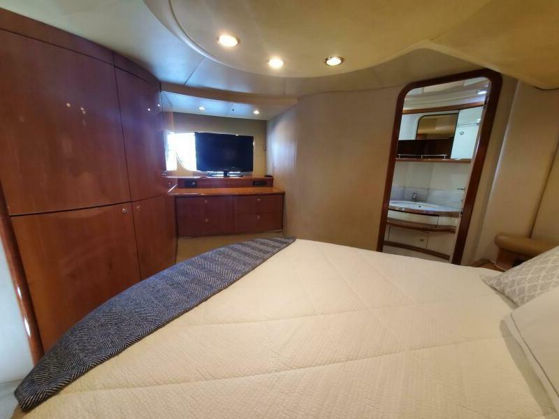 ✨ 57ft Azimut “Monaco” | Miami Yacht Charter 10 %Miami Yacht Rentals%