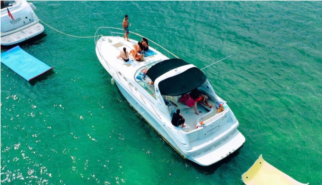 %MAlquiler de yates en Miami%