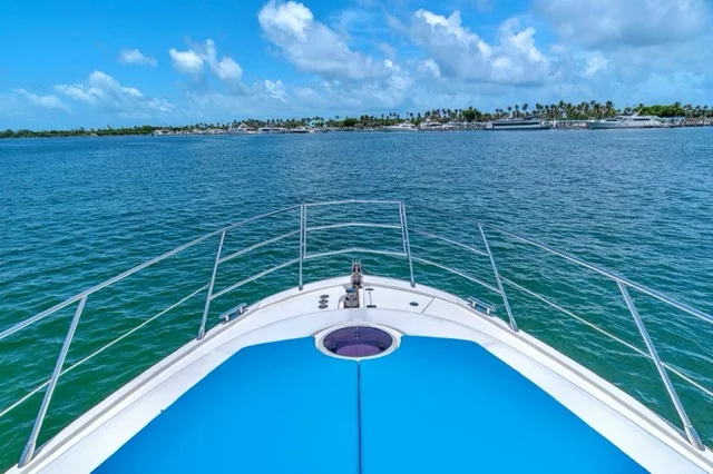 💙 60ft Azimut "LL ON THE ROCKS" | Miami Free Hour 9 %Miami Yacht Rentals%