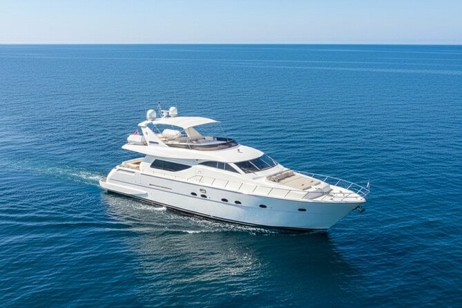 80ft Uniesse cheap luxury Miami yacht rental