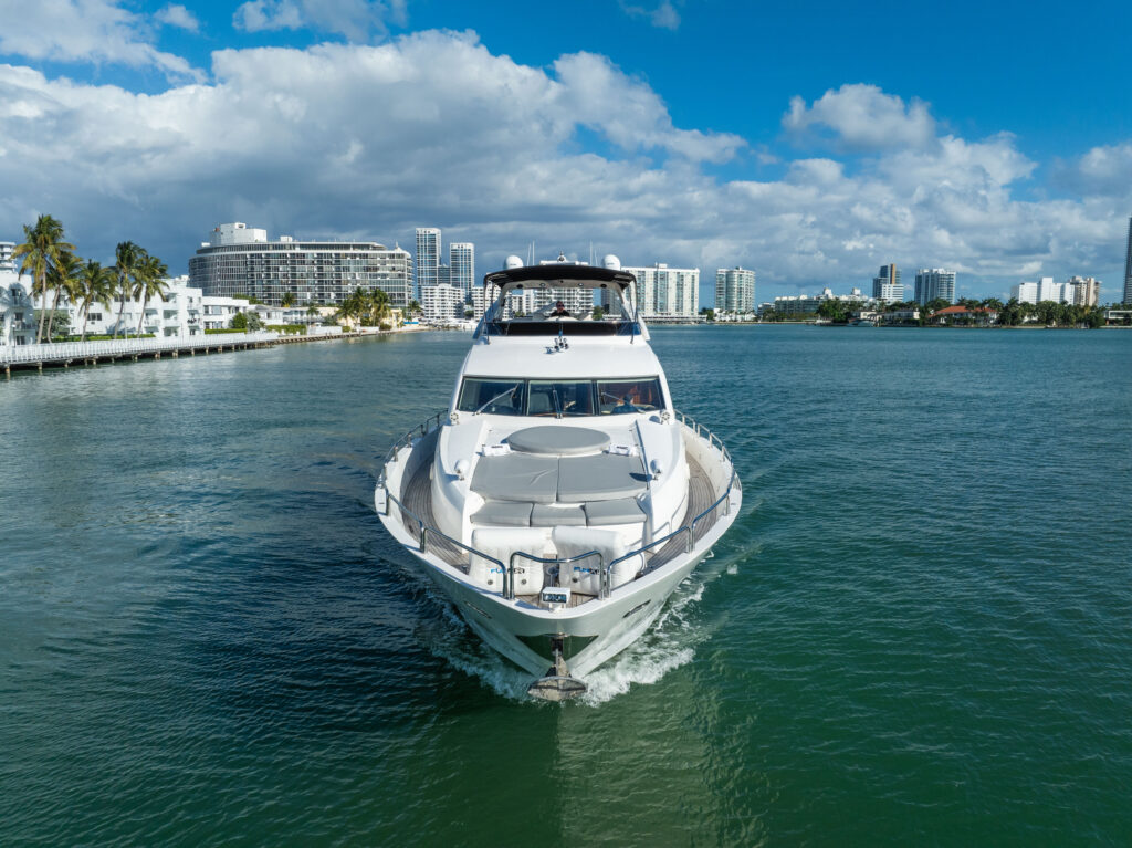 94ft Sunseeker Elite Luxury Yacht Charter | Miami Beach 💼 3 %Miami Yacht Rentals%