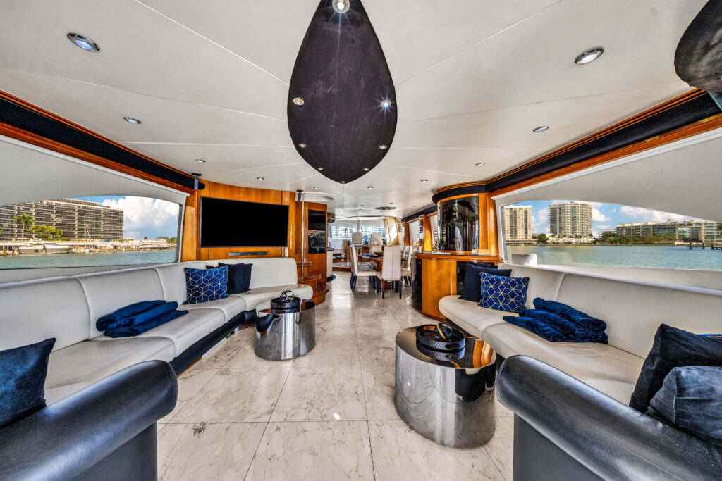 94ft Sunseeker Elite Luxury Yacht Charter | Miami Beach 💼 12 %Miami Yacht Rentals%