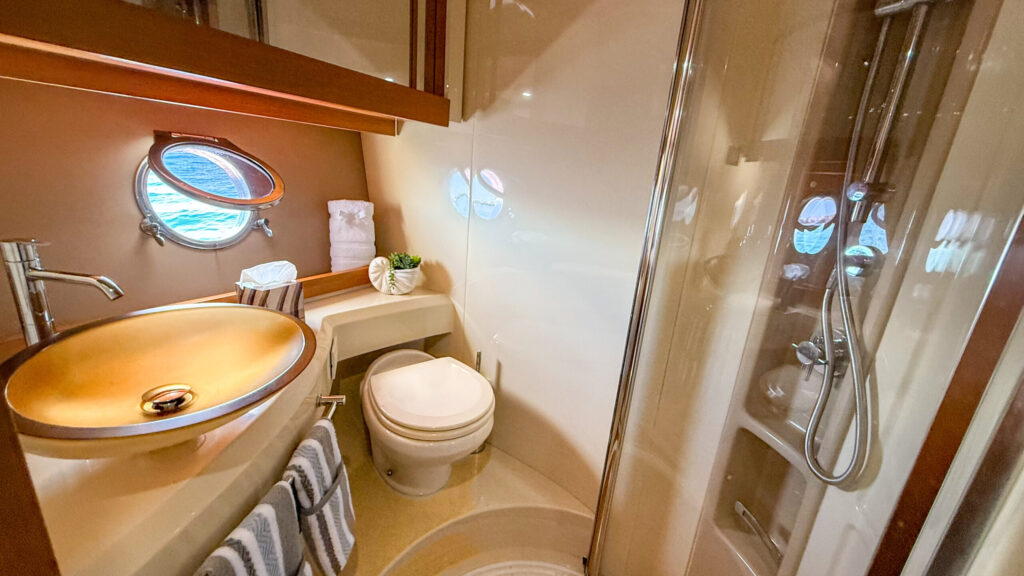 Azimut 53 “Latin Flow” (2015) 👑 | Exclusive Charter Adventure from $1300 1 %Miami Yacht Rentals%