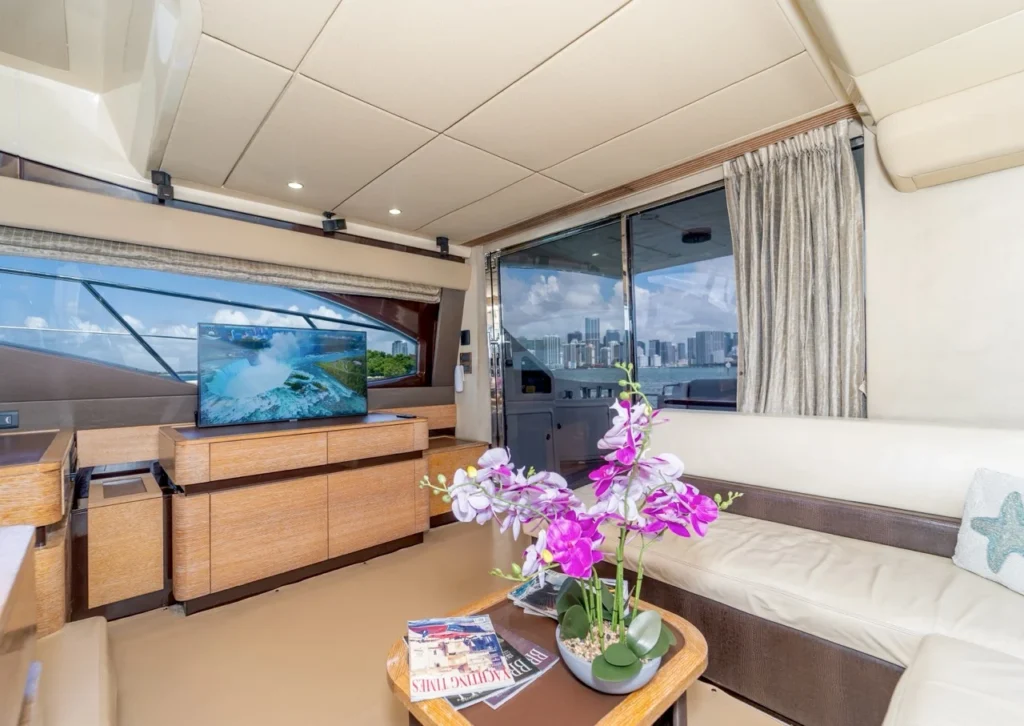 🌴 Titos — 65ft' Azimut Yacht Charter (Bayside) 2 %Miami Yacht Rentals%