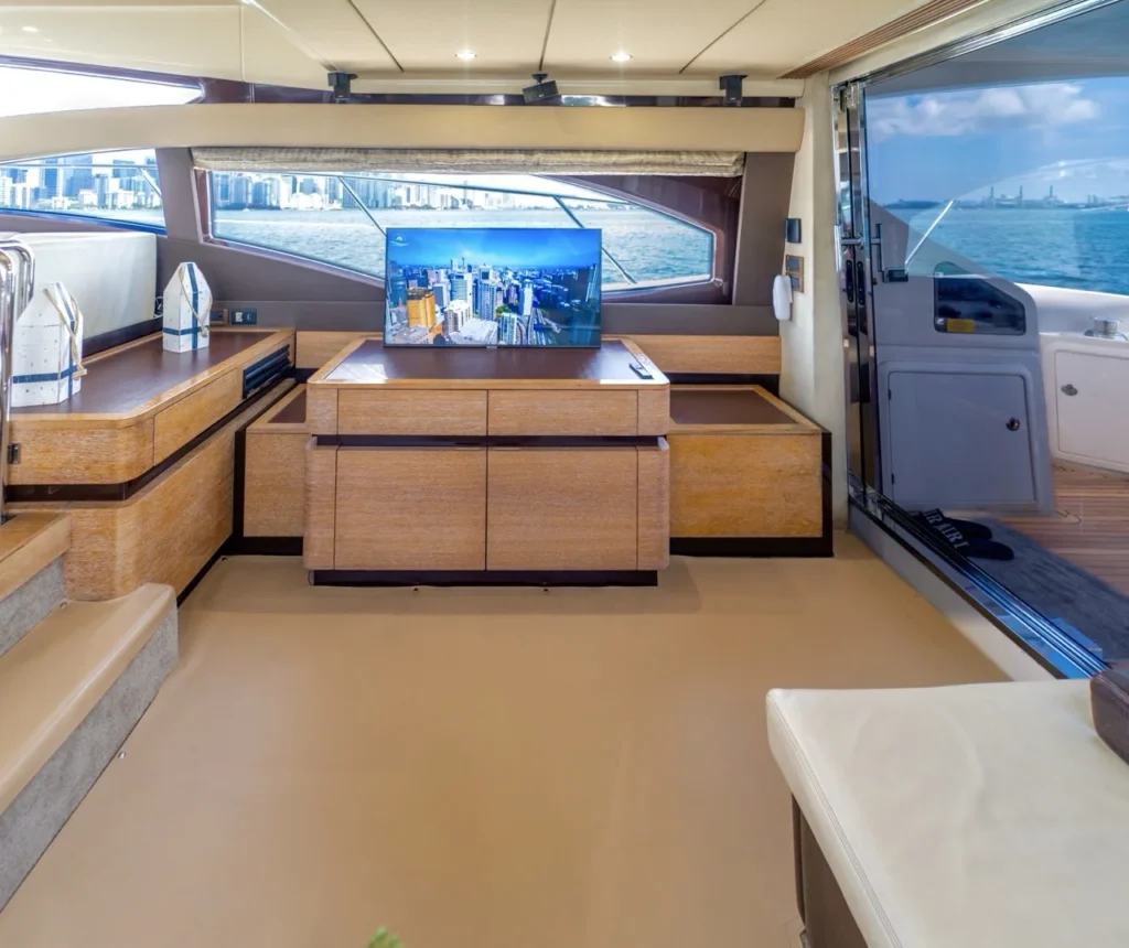 🌴 Titos — 65ft' Azimut Yacht Charter (Bayside) 6 %Miami Yacht Rentals%