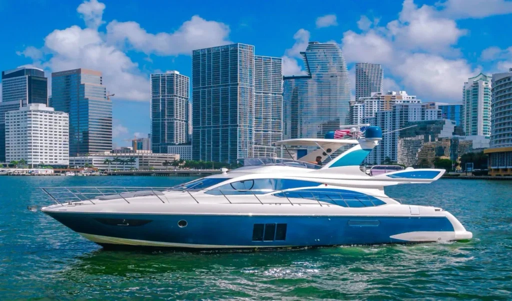 🌴 Titos — 65ft' Azimut Yacht Charter (Bayside) 2 %Miami Yacht Rentals%